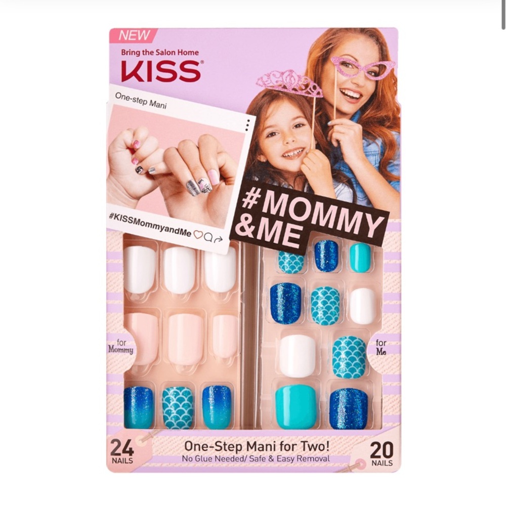 NIB Mermaid IMPRESS MOMMY & ME ONE-STEP MANI FOR TWO

The In Crowd